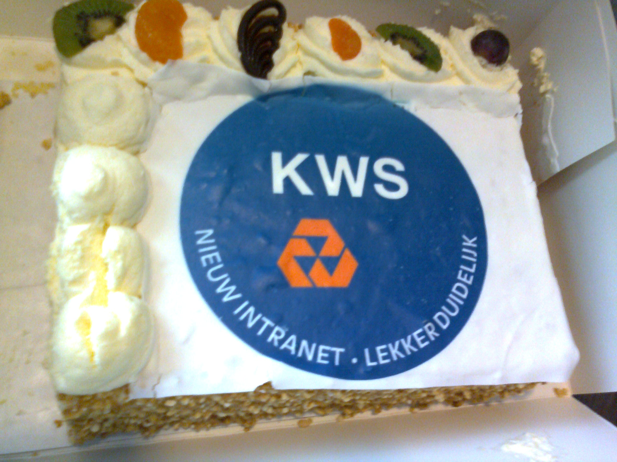 Taart bij de introductie van het intranet